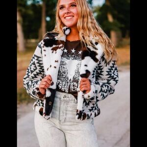 Grace & Emma Cattle Driving Jacket black white western faux fur nwt 138$ western